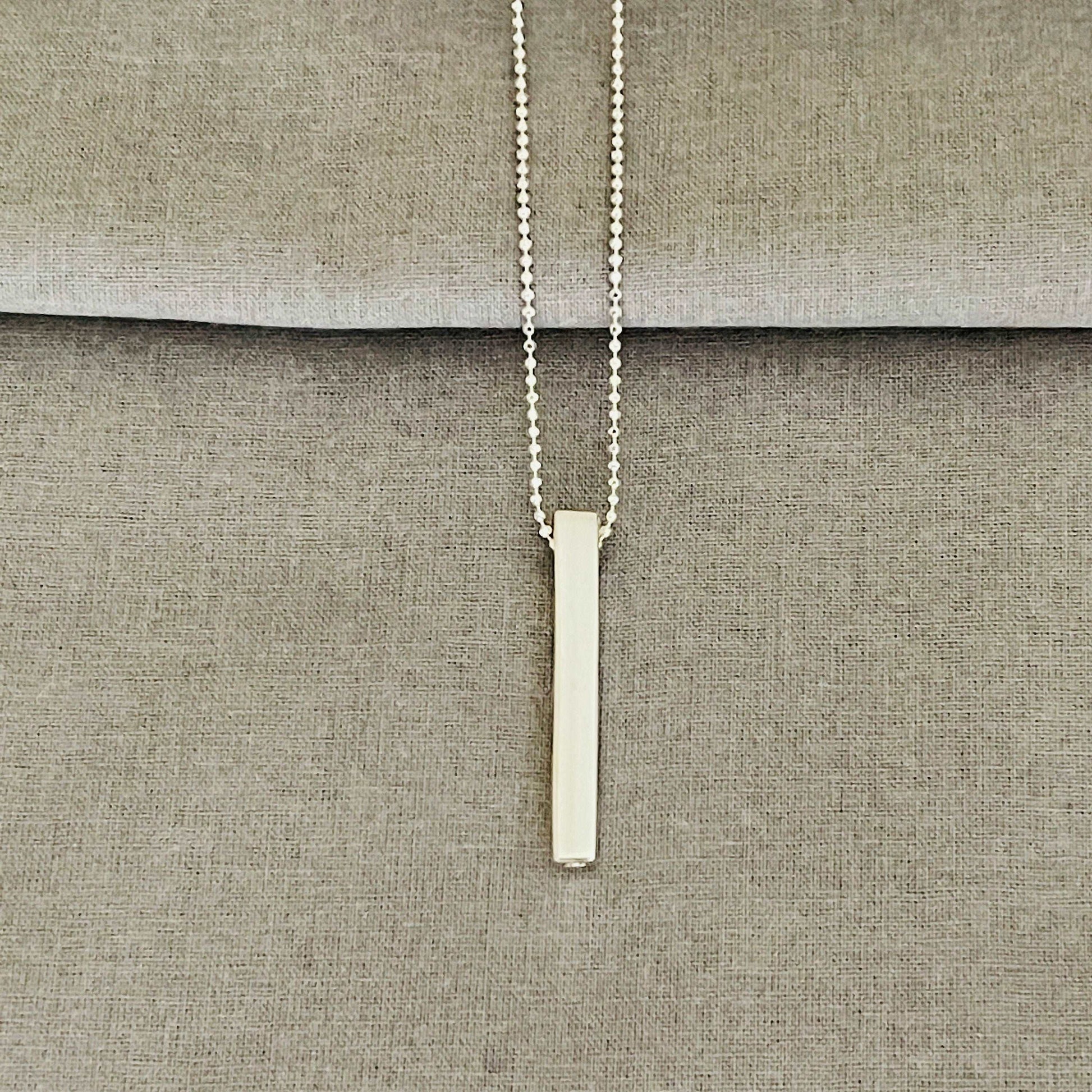 Custom 3D Bar Necklace In Sterling Silver, Engravable necklace sjewellery|sara jewellery shop toronto