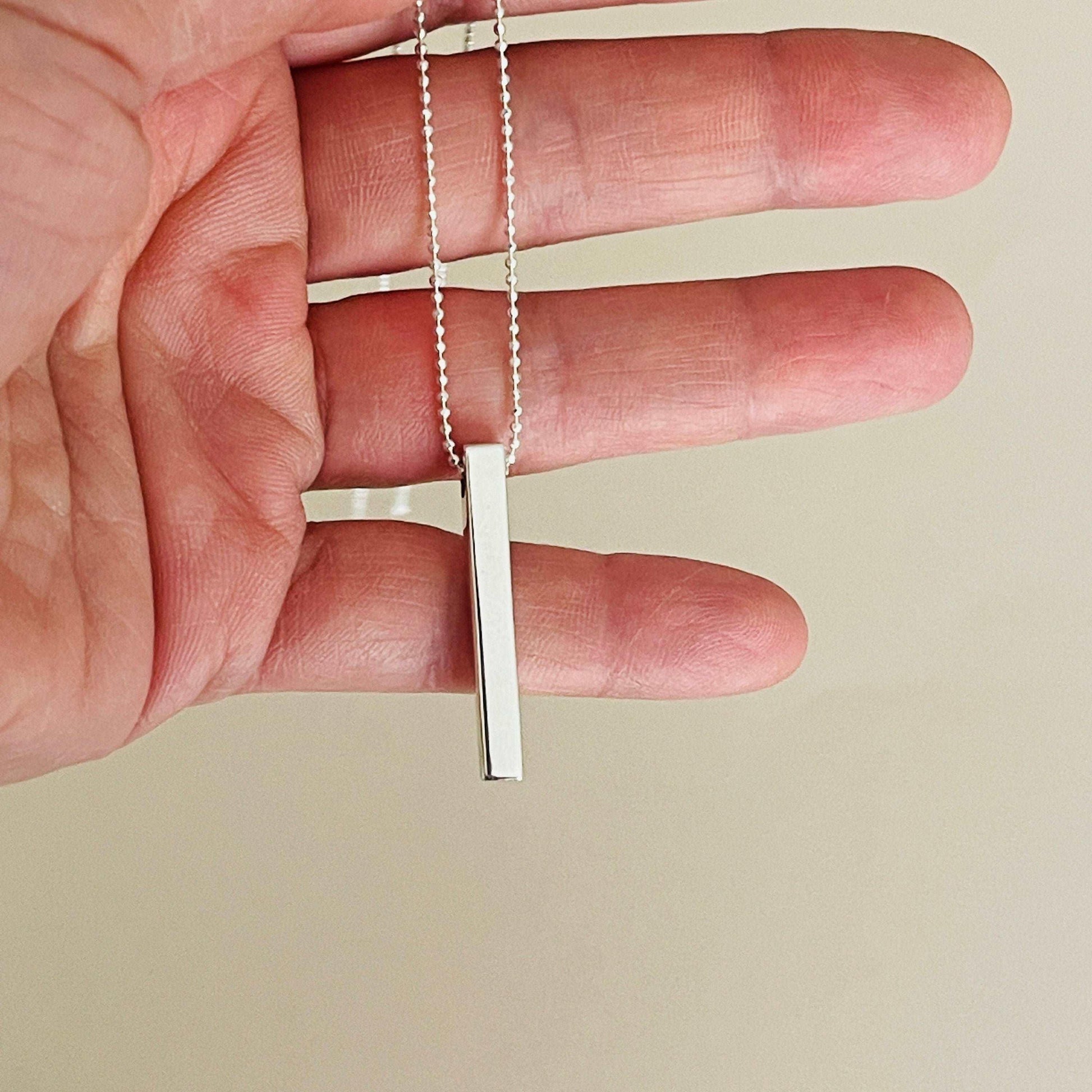 Custom 3D Bar Necklace In Sterling Silver, Engravable necklace sjewellery|sara jewellery shop toronto