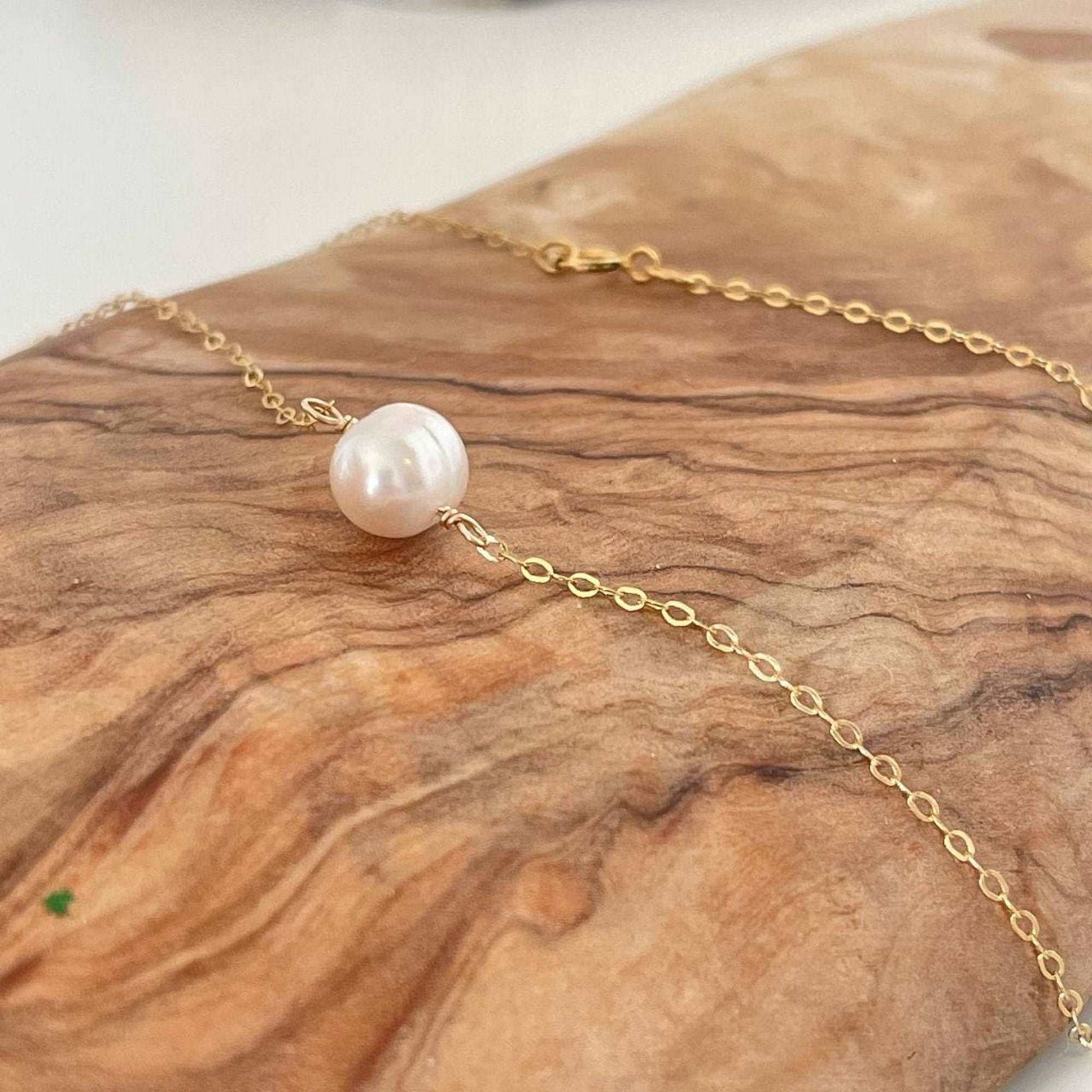 Floating Single Pearl Necklace |Simple Pearl Necklace sjewellery|sara jewellery shop toronto