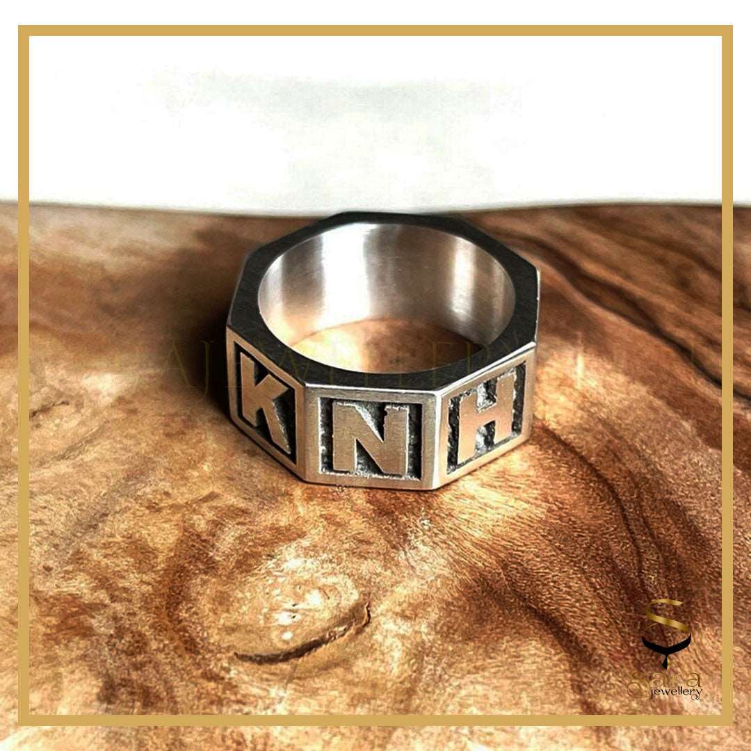 Personalized initial ring| letter Sterling silver ring| Sterling silver letter ring sjewellery|sara jewellery shop toronto