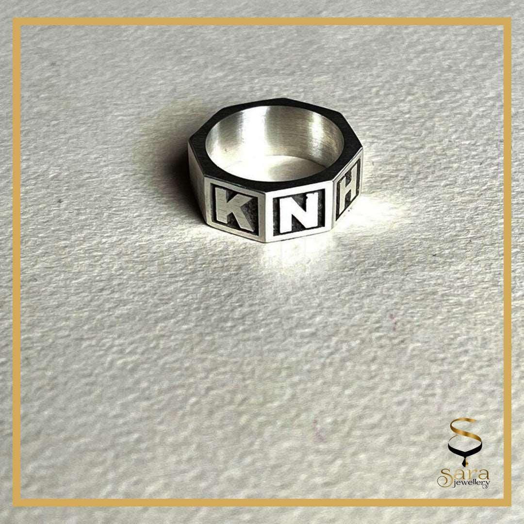 Personalized initial ring| letter Sterling silver ring| Sterling silver letter ring sjewellery|sara jewellery shop toronto